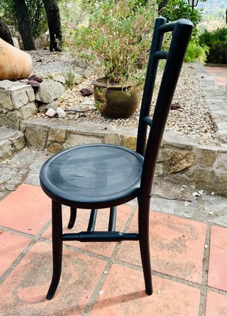 Sedia stile Thonet nera