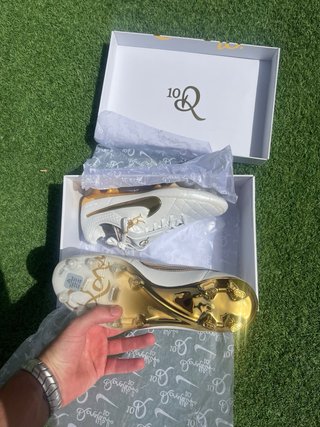 Nike Tiempo Legend R10 Touch of Gold 44.5