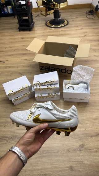 Nike Tiempo Legend R10 Touch of Gold 44.5