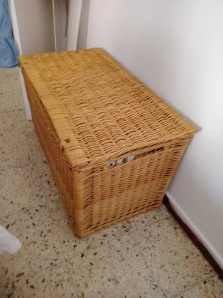 Baúl grande de mimbre