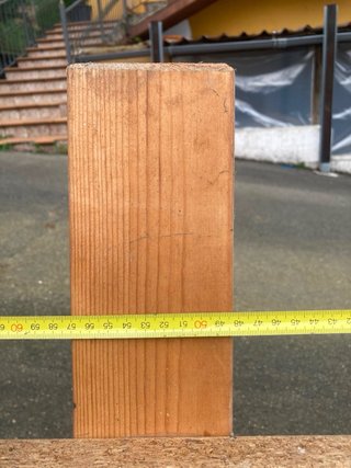 Mesa de madera rústica