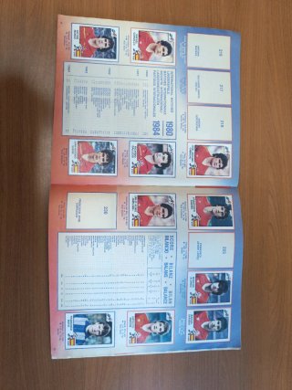 Álbum cromos Panini Eurocopa 84. INCOMPLETO
