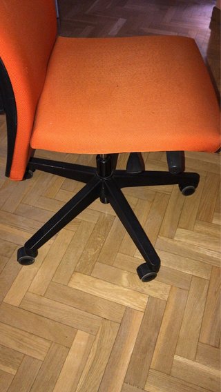 Silla de estudio y oficina con ruedas