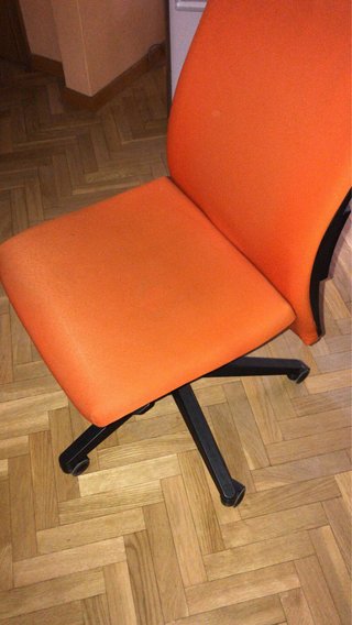 Silla de estudio y oficina con ruedas