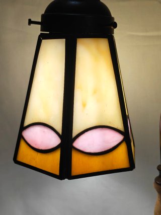 Lampada da tavolo stile Liberty