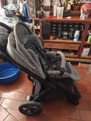 Carrito bebé Jane gris y negro