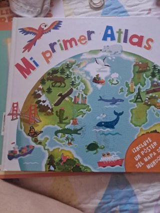 Libro infantil con pegatinas más regalo