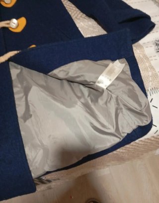 Chaquetón trenca azul y amarillo