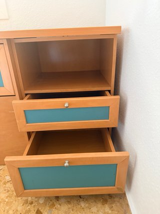 Arcón madera con cajones y estantería