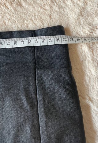 Falda mini efecto piel negra Talla XXS