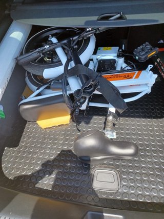 Bicicleta Eléctrica Plegable Blanca AVDLEU