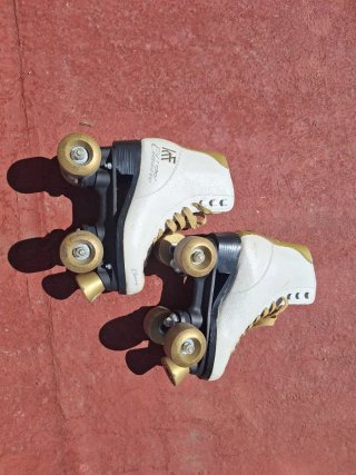 Patines blancos talla 36