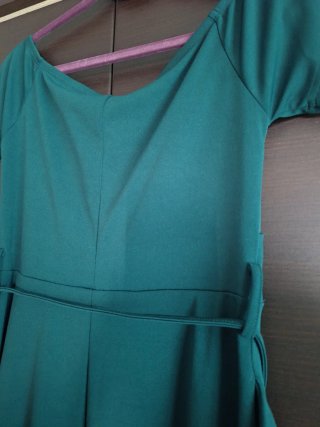 Abito verde elegante lungo maniche corte nuovo