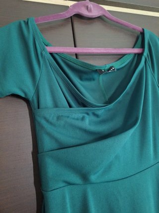 Abito verde elegante lungo maniche corte nuovo