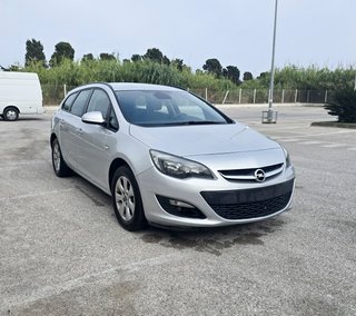 Opel Astra 2015