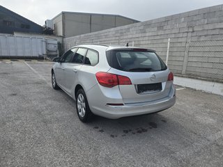 Opel Astra 2015