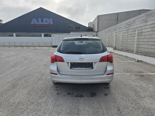 Opel Astra 2015
