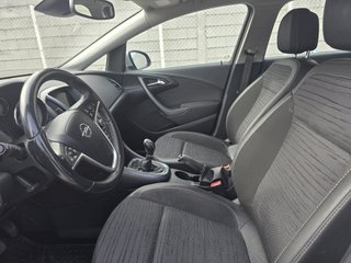 Opel Astra 2015