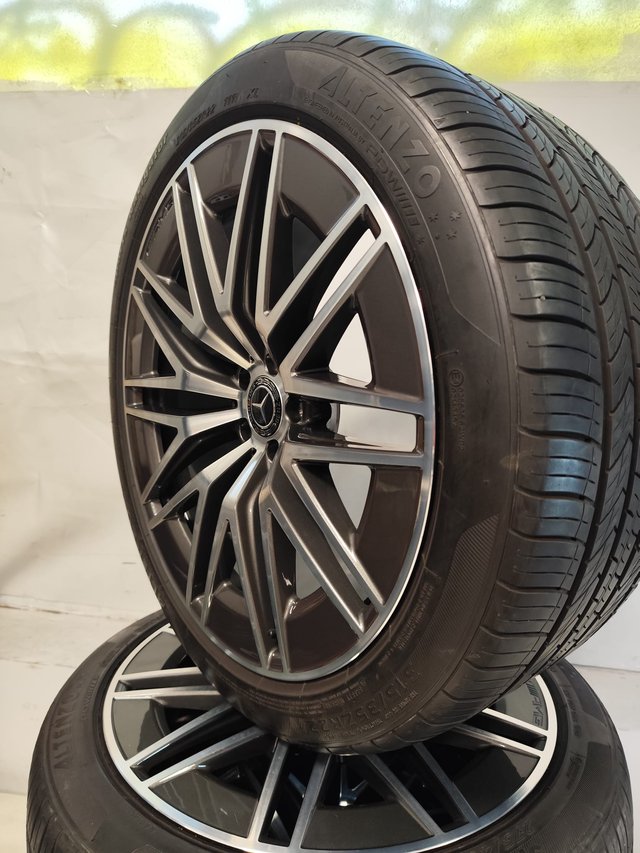 Juego de llantas Originales Mercedes Benz AMG 22