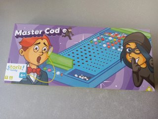 Juego Máster Code. Storiz family.   B