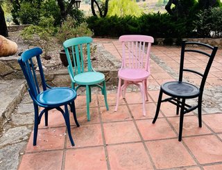 Sedia in stile Thonet in legno turchese curvato