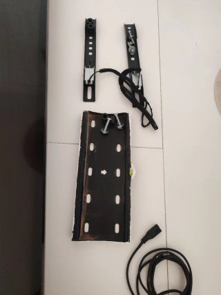TV Philips 46 y soporte pared