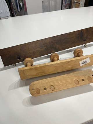 Percheros de madera (3 unidades)