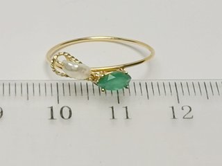 Anillo Oro 18kt Esmeralda y Perla Barroca