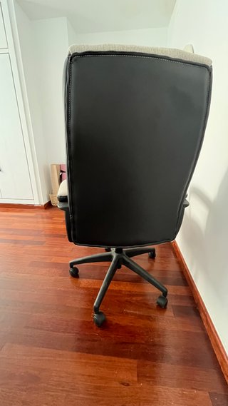 Silla de escritorio reclinable negra