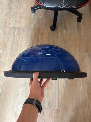 Bosu (semiesfera de equilibrio)