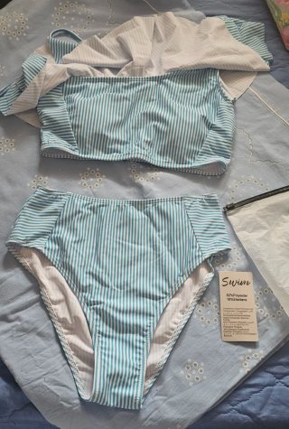 Conjunto Bikini Rayas Azul y Blanco Nuevo, grande