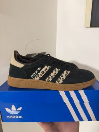 Adidas Spezial Negro Leopardo