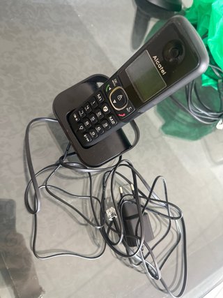 Teléfono Alcatel Negro Inalámbrico