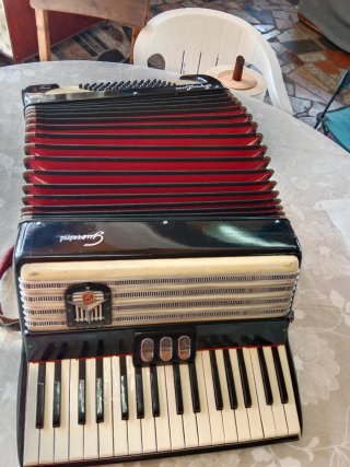 Acordeón Guerrini Superluxe Piano