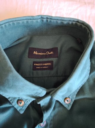 Camisa verde Massimo Dutti con coderas