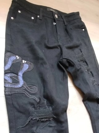 Amiri Jeans Negros con Serpiente