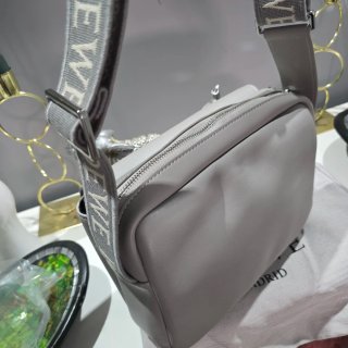 Bolso Loewe Gris