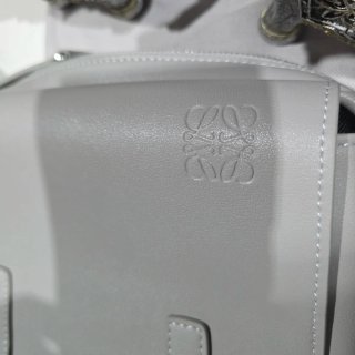 Bolso Loewe Gris