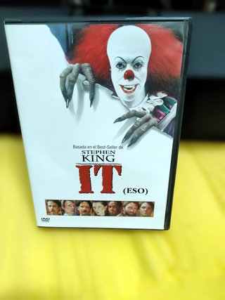 4 DVD Terror: Resplandor, IT, Ring, Chicos Maíz