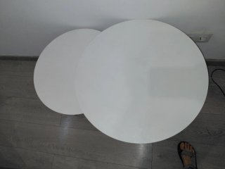Confezione di 2 tavolini bianchi rotondi in legno