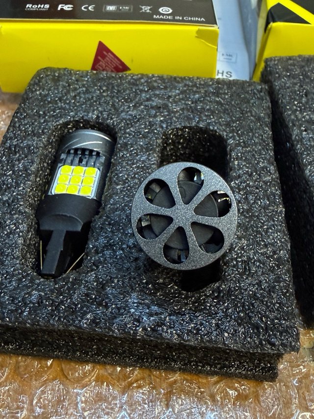 Bombillas LED T20 7443 KaiDengZhe Nuevas