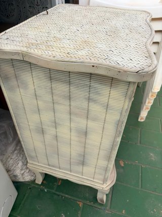 Mueble auxiliar vintage caña y madera
