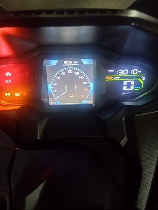 Maxi Scooter Negra