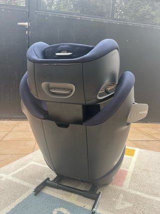 Silla de coche infantil azul marino CYBEX