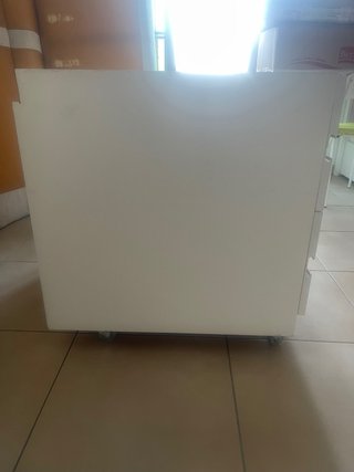 Cómoda con cajones