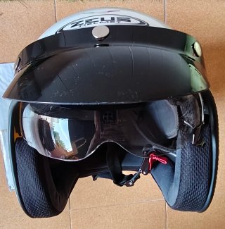 Casco Jet Blanco Zeus Helmet con Visera y Gafas.