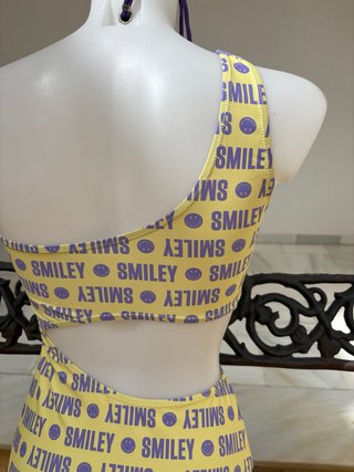 Triquini Smiley wordl