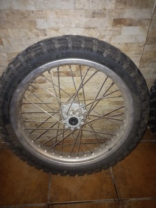 Ruedas BMW F650GS