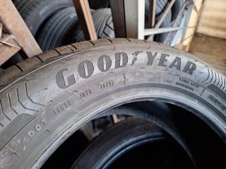 215 55 R17 98W Goodyear - 1 neumático Km.0
