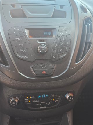 Ford Transit Courier 2016 no tiene adbluee
